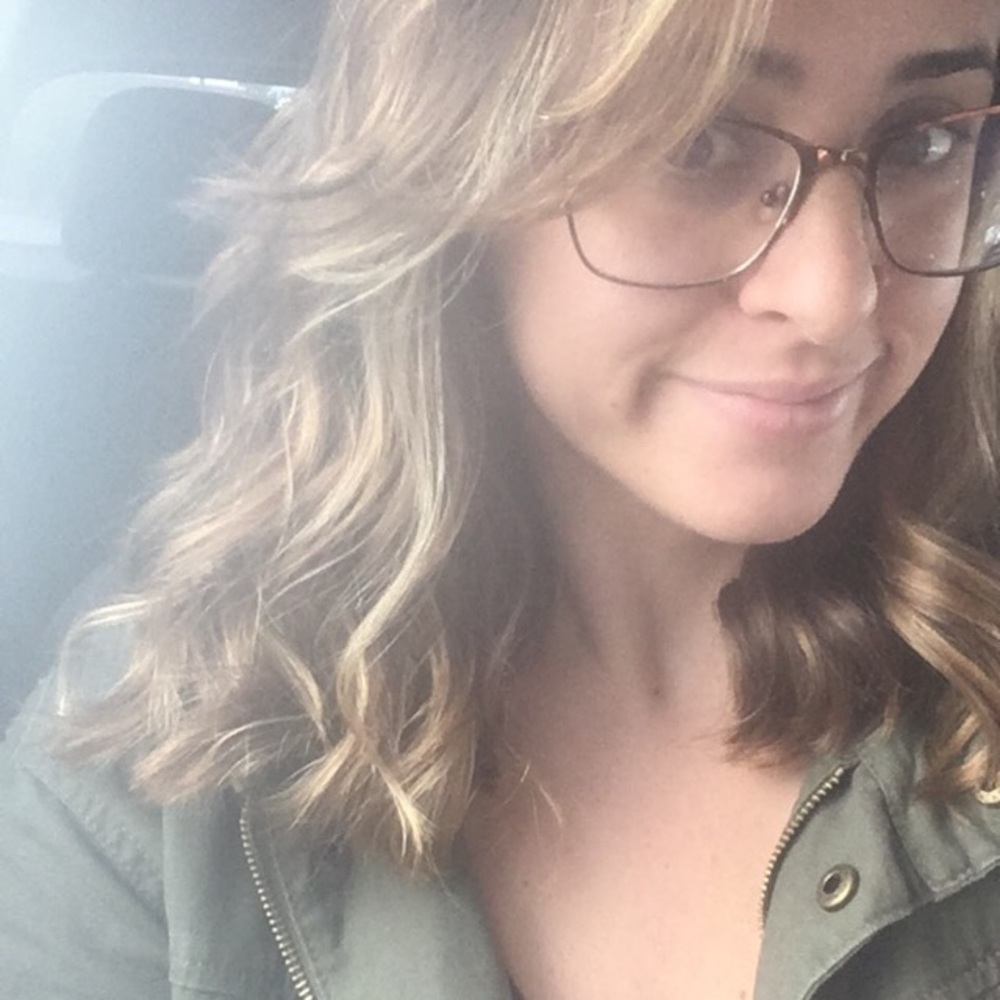 Meet your Posher, Brittney